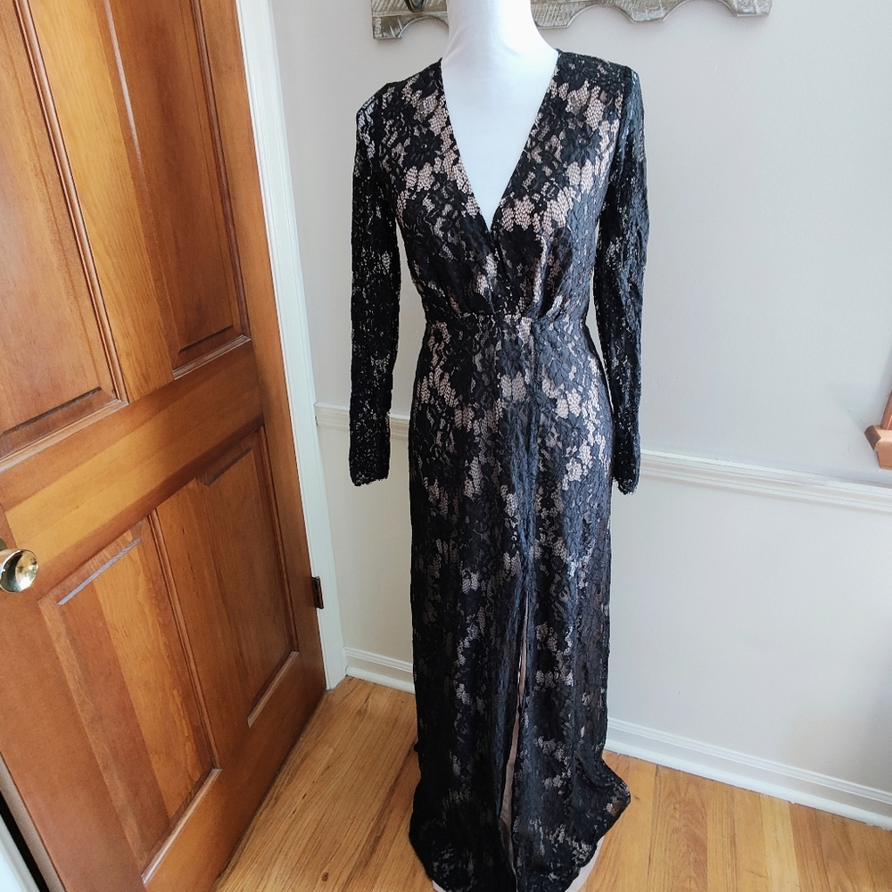 The Jetset Diaries Black Lace Maxi Dress With Front Slit Sz Medium